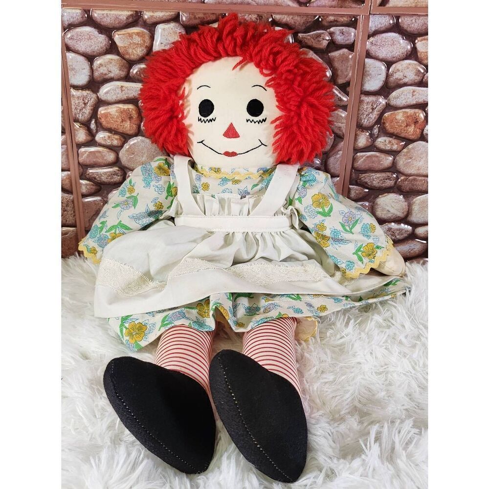 Vintage 1977 Handmade Raggedy Ann #B4
